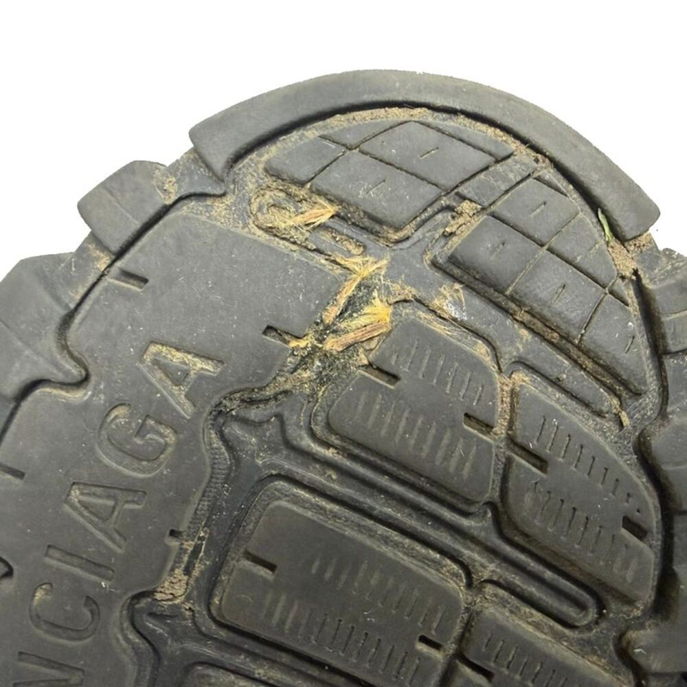 Balenciaga Track Sneakers in Black Polyurethane - Picture 10 of 12